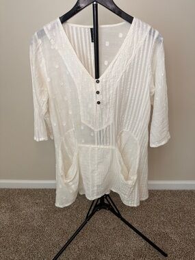 Sacred Threads Cream Textured V-Neck Tunic with Front Pockets